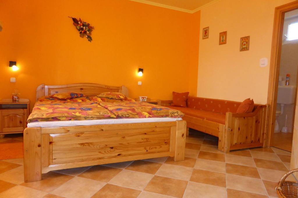 Napfeny Apartman Es Vendeghaz 에게르잘록 객실 사진