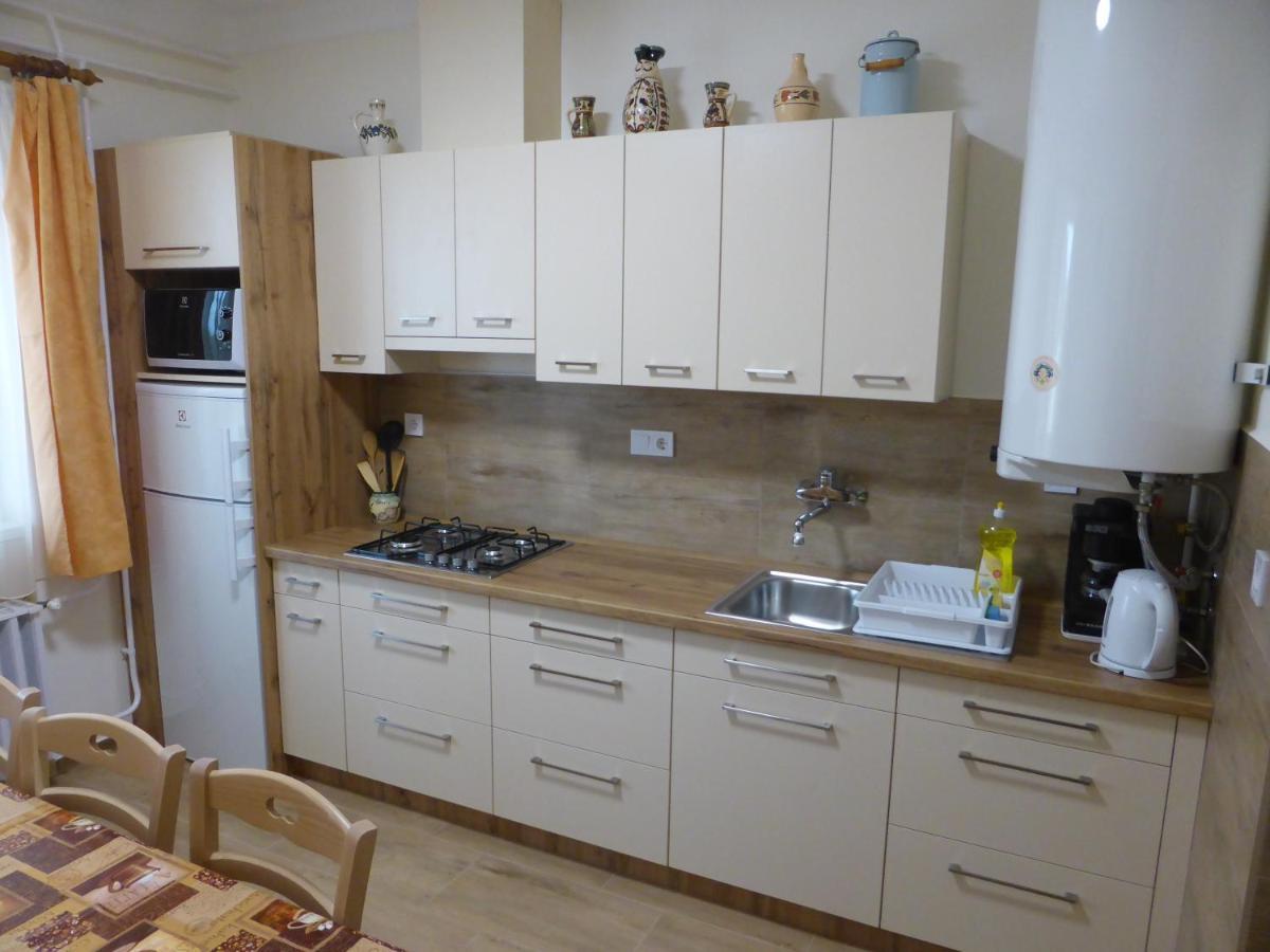 Napfeny Apartman Es Vendeghaz 에게르잘록 외부 사진